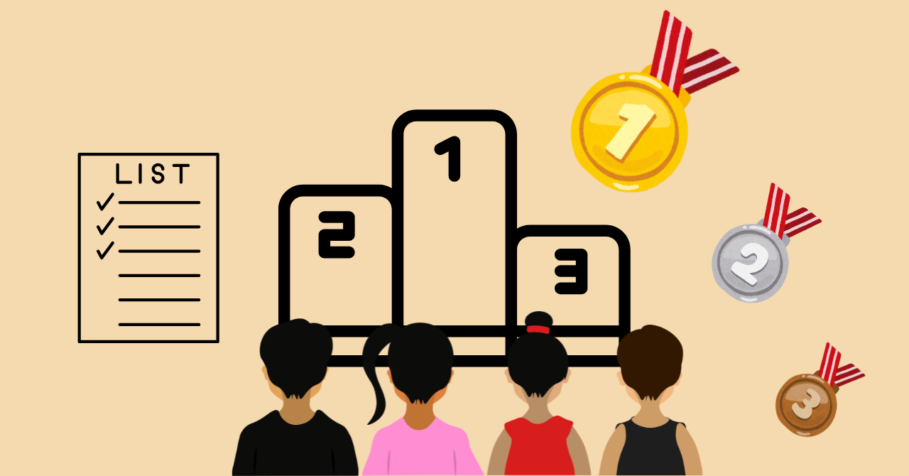 ケアマネ４人が転職サイトランキングボードを見ているイラスト。おすすめの転職サイトTOP3を紹介する場面